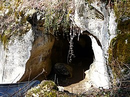 260px-La_Tour-Blanche_Jovelle_grotte_(4)